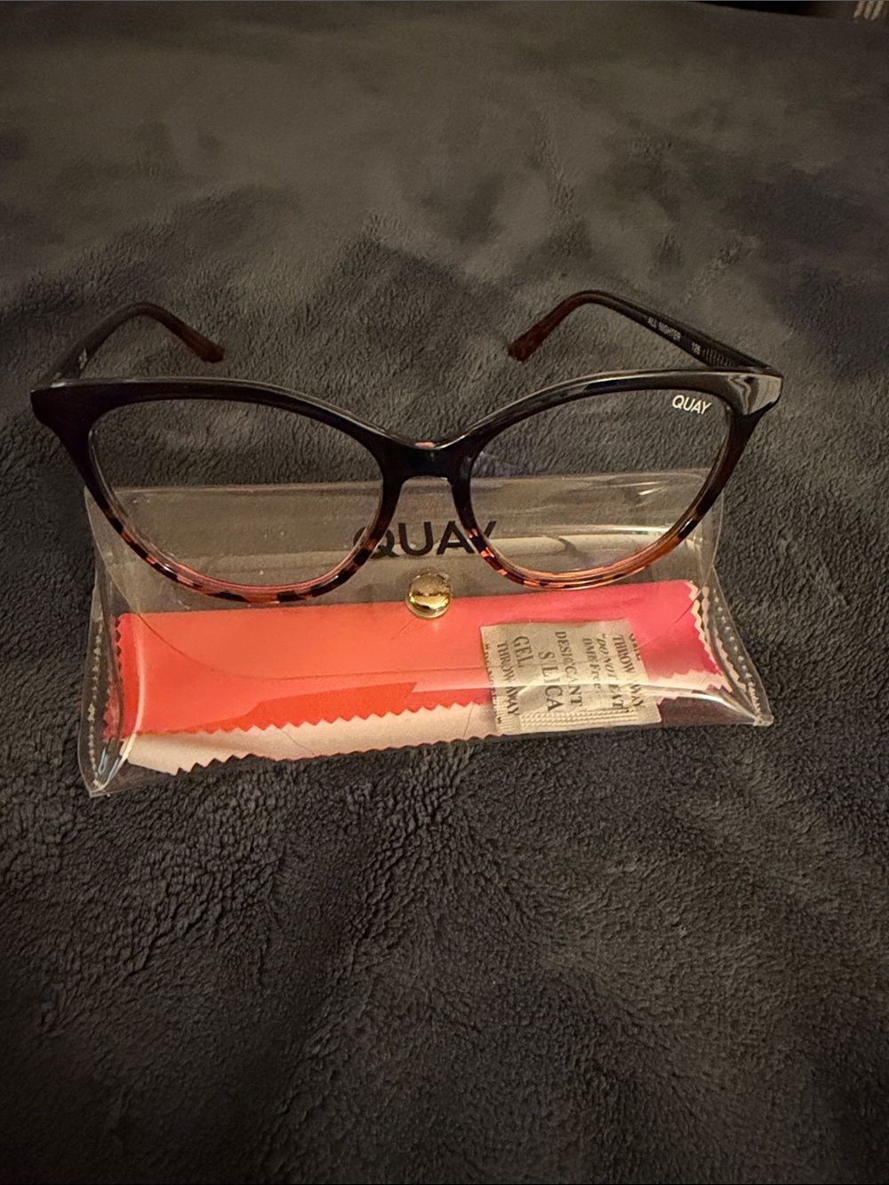 Quay Australia Tortoiseshell Cat-Eye Glasses - Brown & Black